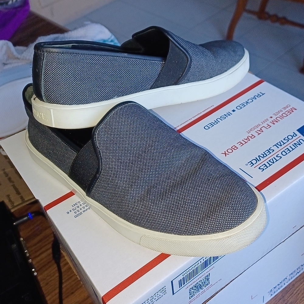 Vince Black Canvas Slip On Casual Sneakers